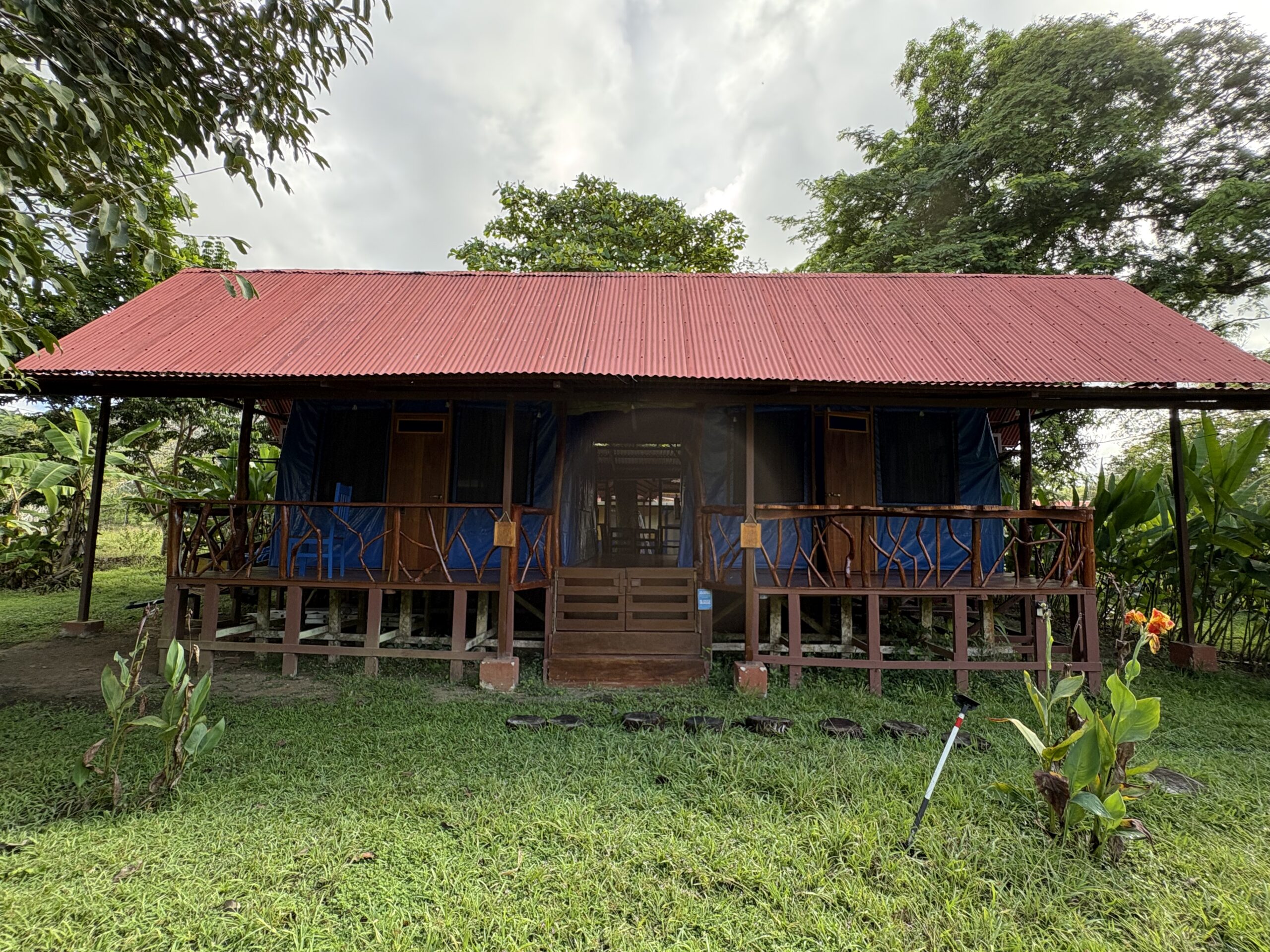 2026_Glamping_Vista frontal